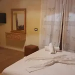 Bujtina Te Xhako