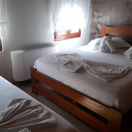 Bujtina Te Xhako Hostel