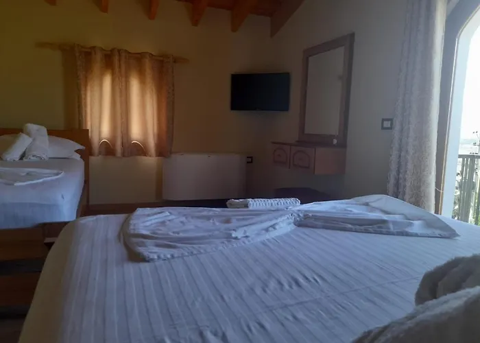 Bujtina Te Xhako Ostello Përmet