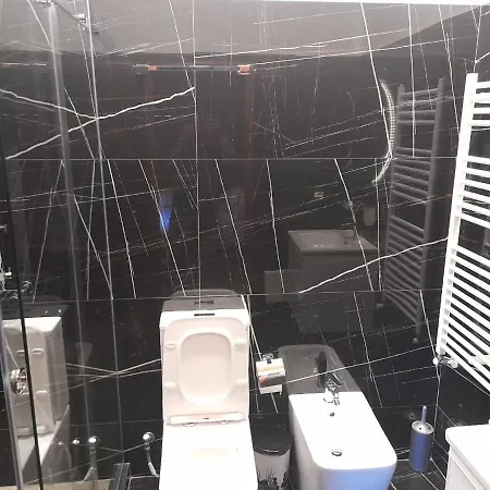 Bujtina Te Xhako بيت شباب *