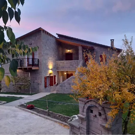 Bujtina Te Xhako Hostel