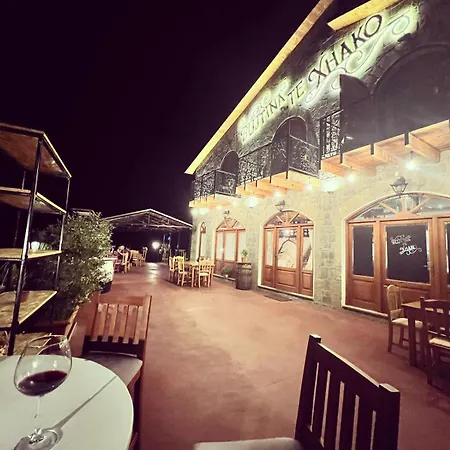 Bujtina Te Xhako Hostel