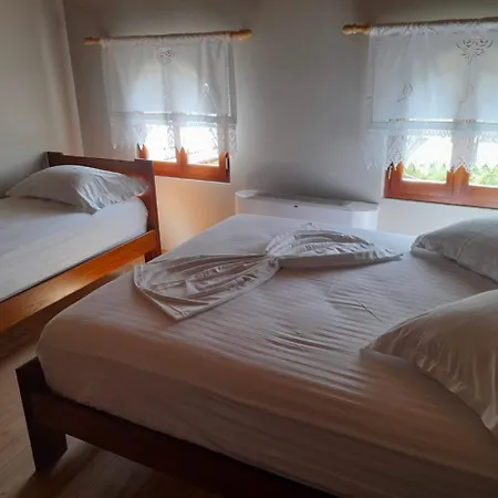 Hostel Bujtina Te Xhako