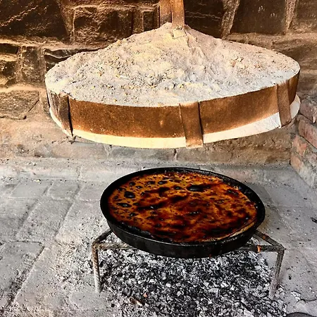 Bujtina Te Xhako Vandrarhem *