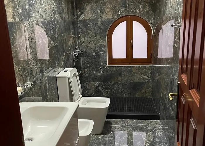 Bujtina Te Xhako Hostel